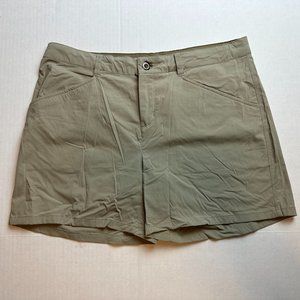 Patagonia Women's Khaki Colored Shorts Size 10 Great Condition